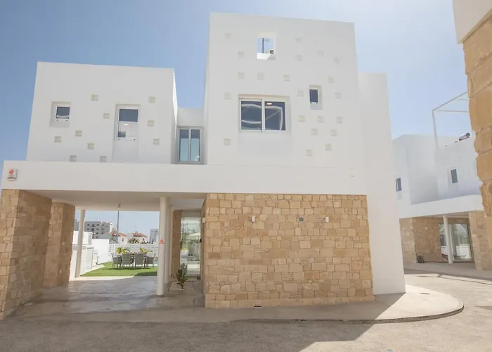 Walk To Center & Beach- Your Dream Escape, Blue Island Villa Protaras